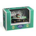 Mașinuța Crazy Motors Pirate Wheels în ambalaj, cu vehicul verde închis cu cranii și șofer-pirat