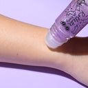 Aplicarea gelului cu sclipici Nailmatic Kids