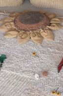 Perna de podea in forma de floarea-soarelui