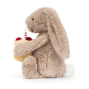 ,,Iepurasul Bashful'' cu tort aniversar