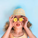 Palarie UV reversibila ,,Yellow Florish''