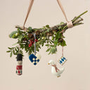 Ornament decorativ pentru brad ,,Gardian rosu"