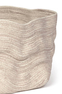 Detaliu al pereților ondulați ai coșului Stonewashed Wide Natural